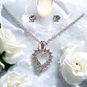 3 piece Jewelry Set Heart Necklace with EarringS Simulated Diamonds Sparkle NEW!